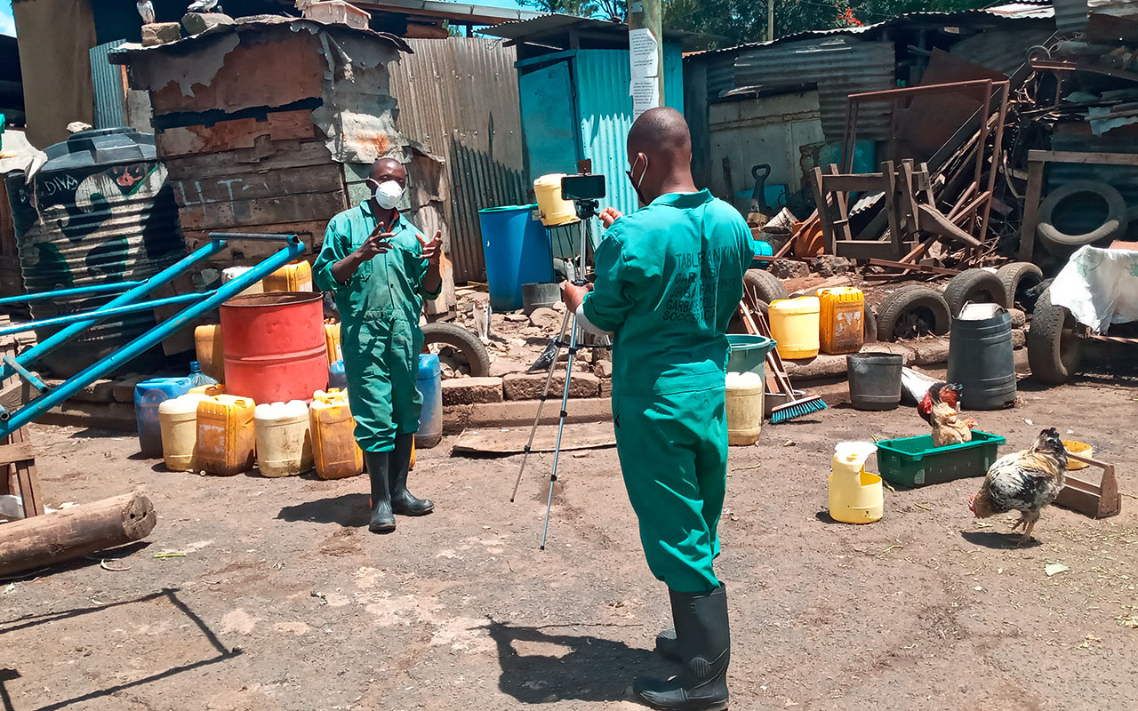 During the COVID-19 pandemic, two farmers keep a video diary with their personal experiences in dealing with Corona. Photo: TMG-Sewoh